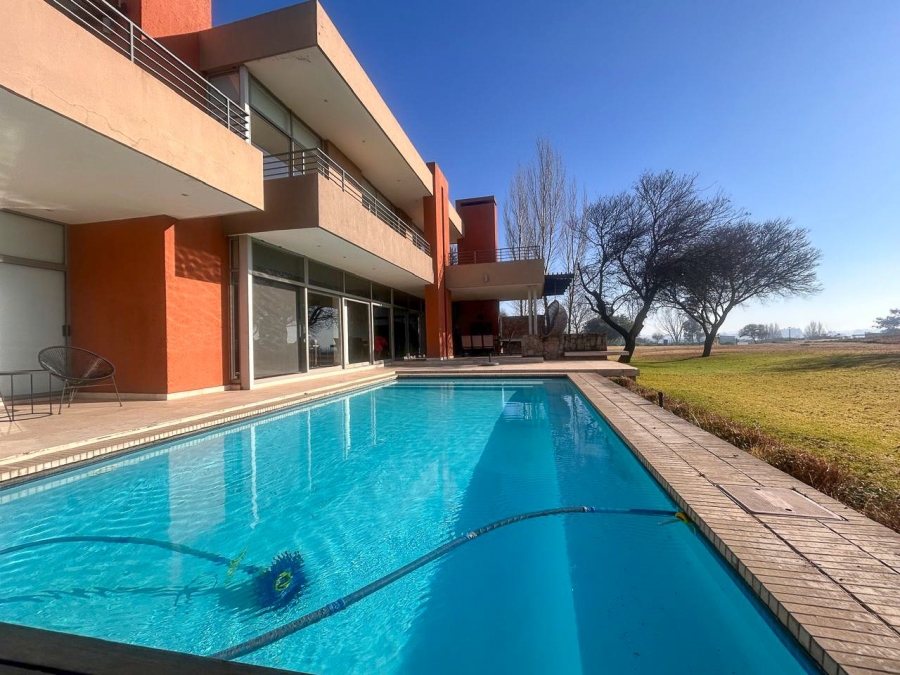 5 Bedroom Property for Sale in Waterford Golf and River Estate Free State